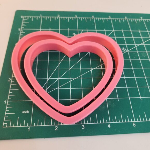 Assorted Cookie Cutters & Decorating Tools Set 50-Piece Stainless Steel & Plasti - Picture 5 of 16